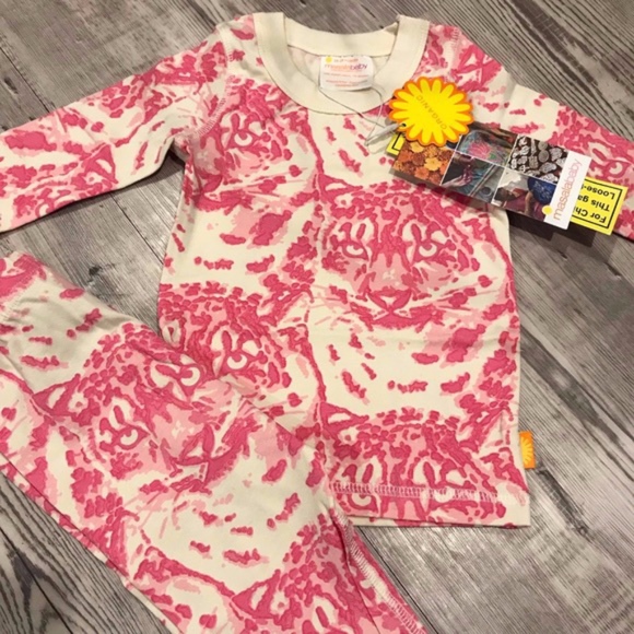 Masala Baby Other - Masala Baby Organic Pink Cat Camo Pajamas